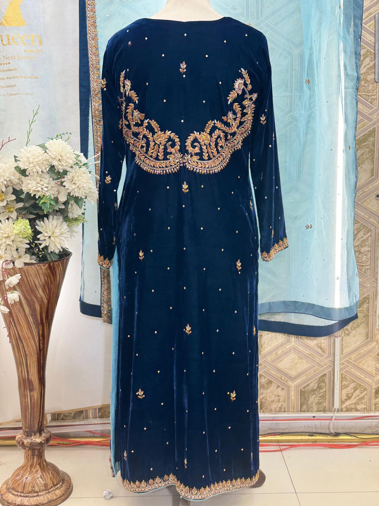 Regal Teal – A Velvet Bridesmaid Dress with Pure Zardozi