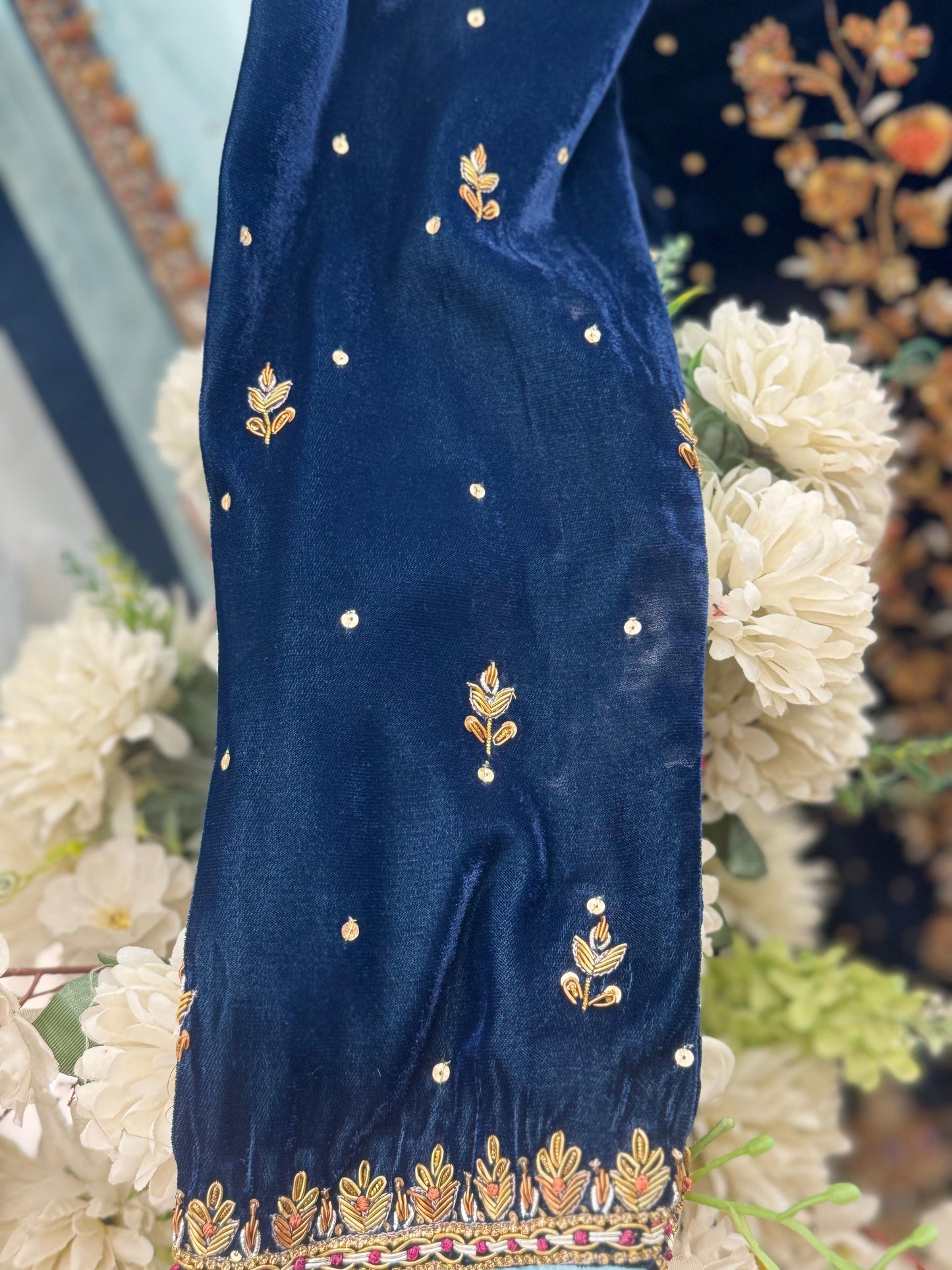 Regal Teal – A Velvet Bridesmaid Dress with Pure Zardozi