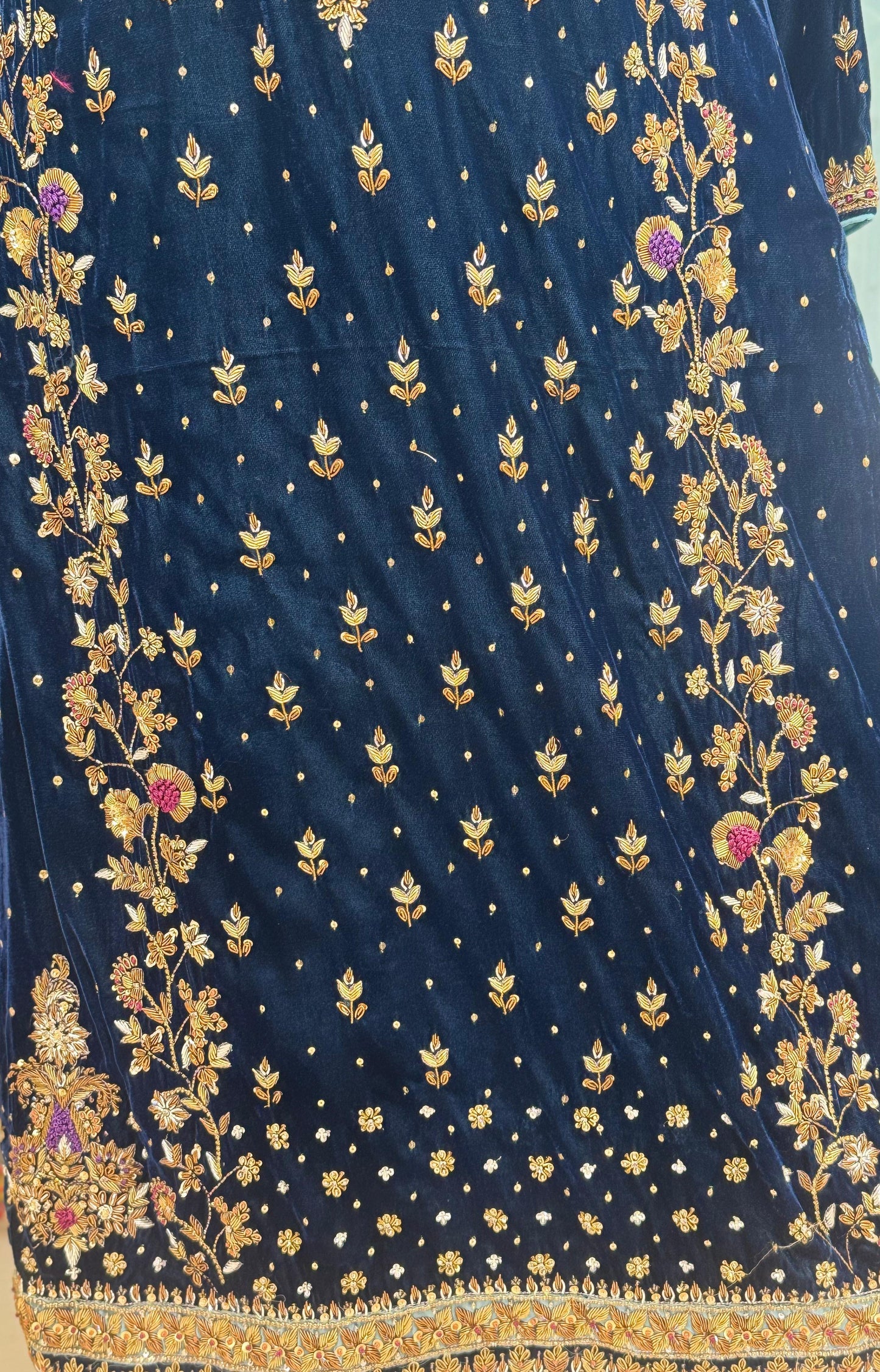 Regal Teal – A Velvet Bridesmaid Dress with Pure Zardozi