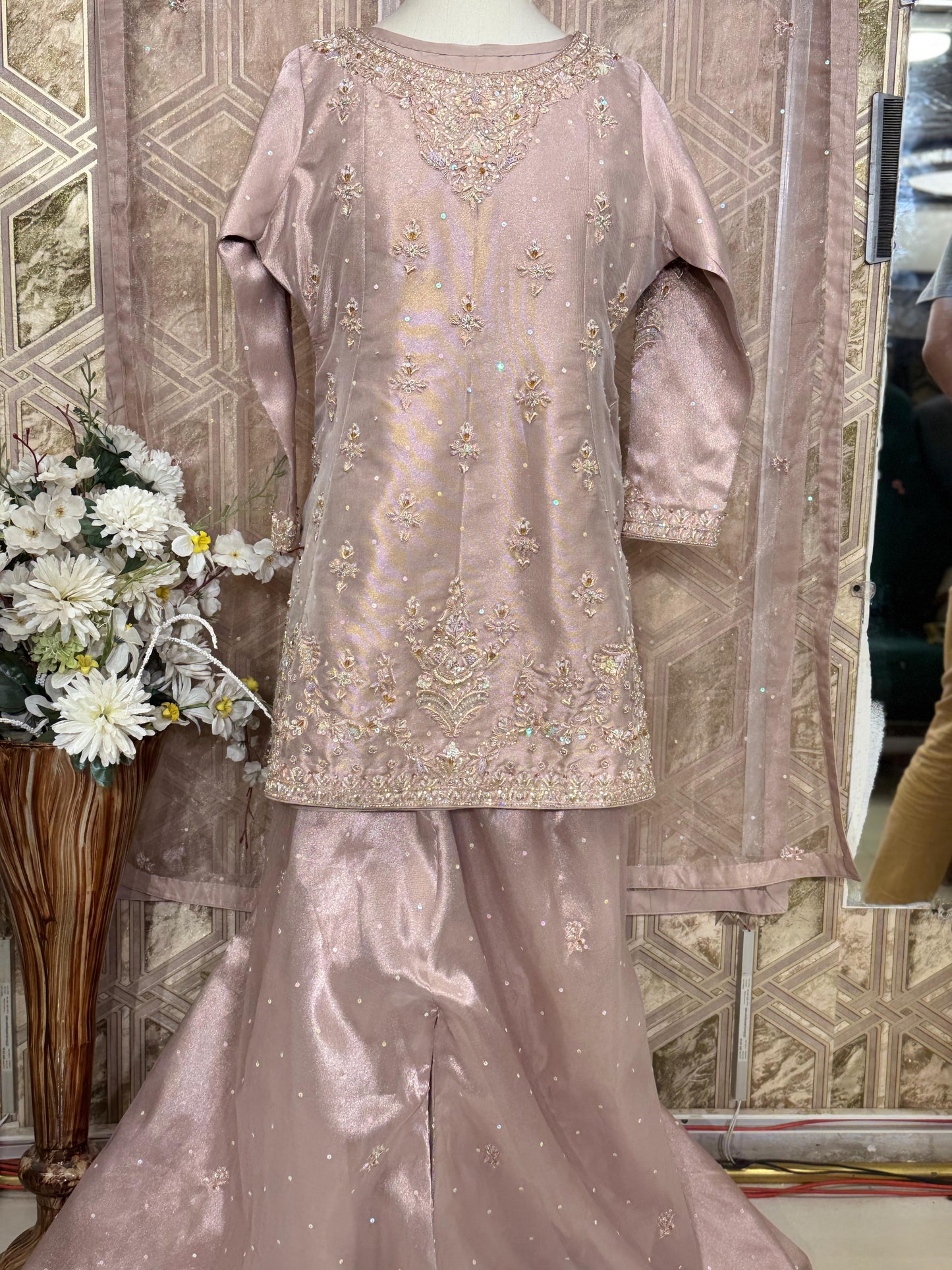 Rose Majesty – A Rose Goold Bridesmaid Dress