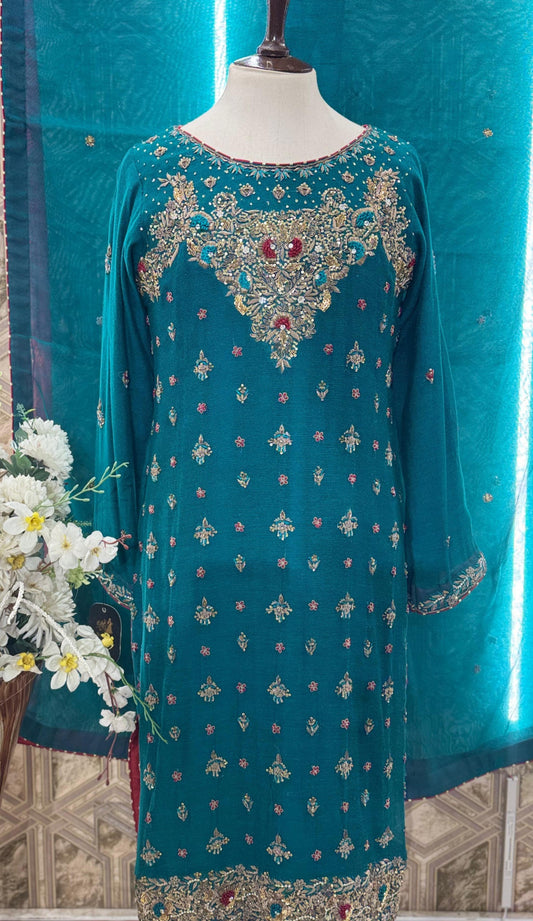 Emerald Elegance – A Khaadi Net Bridesmaid PartyWear Dress